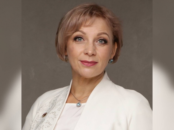 С днем рождения, Елена!